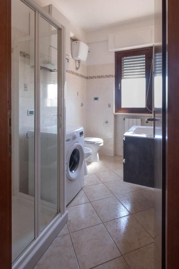 Alloggio Alfa - Central Apartment Civitavecchia Eksteriør bilde