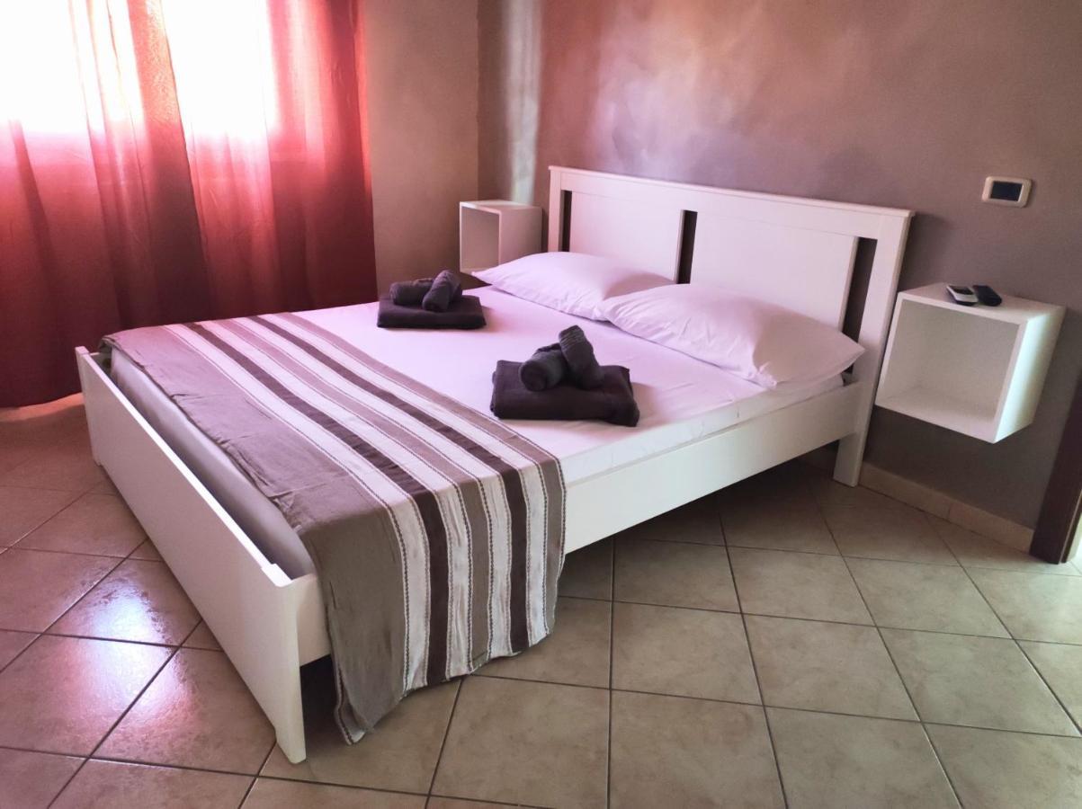 Alloggio Alfa - Central Apartment Civitavecchia Eksteriør bilde